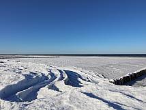 Zingst - zugefrorene Buhnen